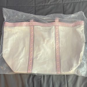 NWT Victoria’s Secret Tote